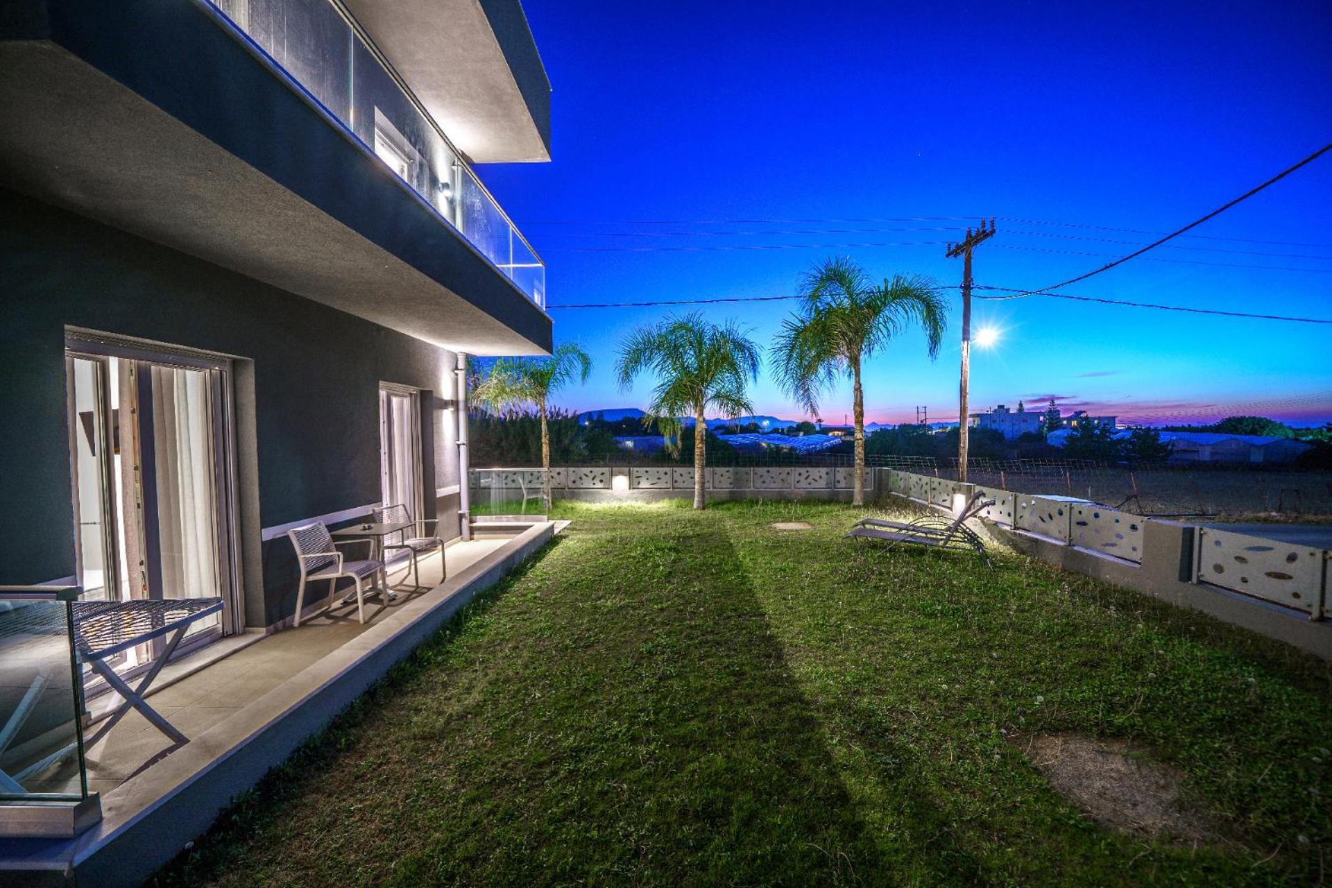 Elysian Suites Hersonissos  Exteriör bild