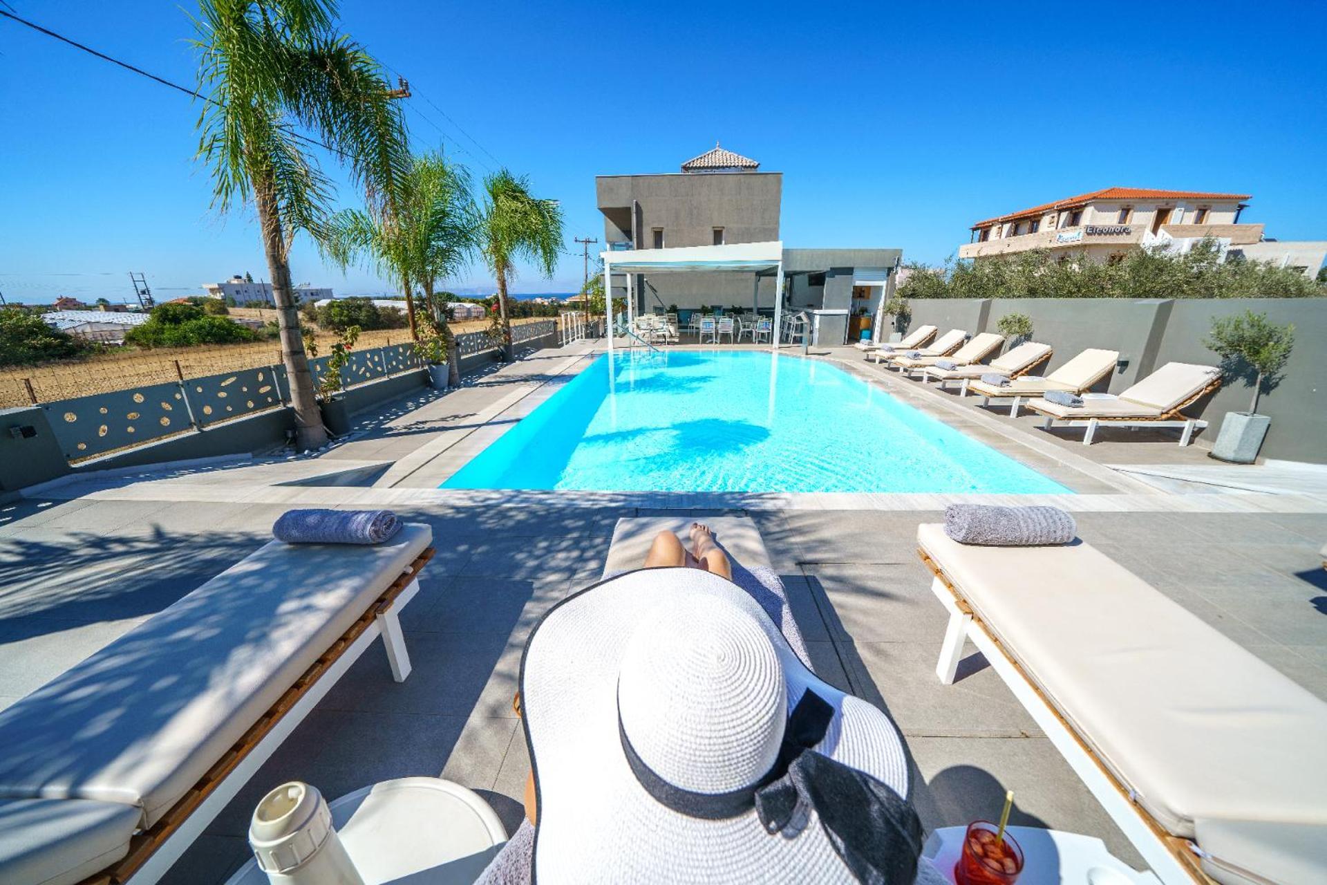 Elysian Suites Hersonissos  Exteriör bild