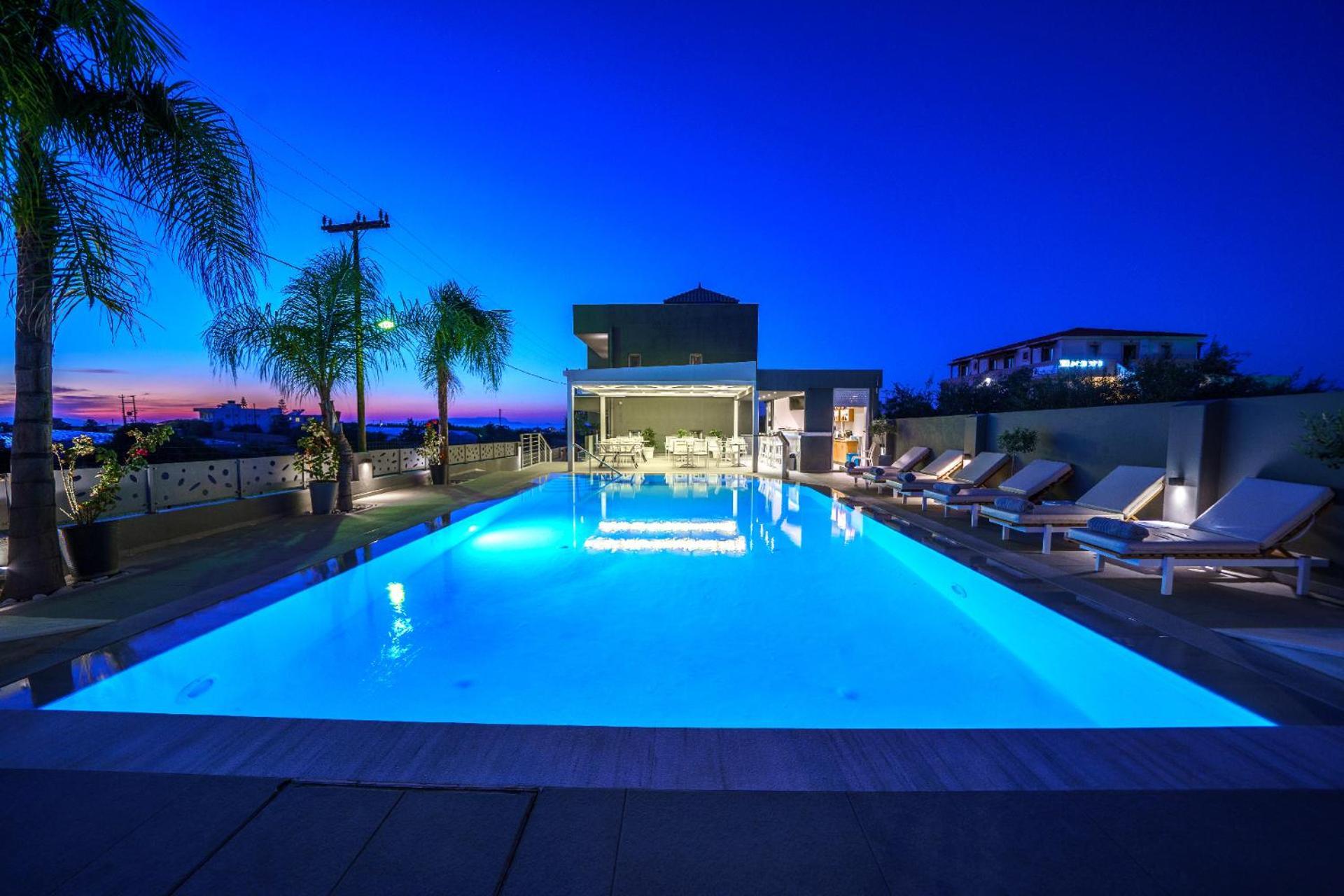 Elysian Suites Hersonissos  Exteriör bild